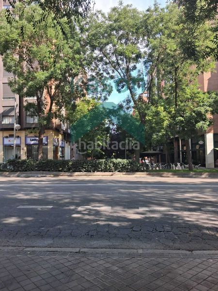 Foto a08255d7-bad5-44ef-a4bb-fb9f2c736c57. Aparcament cotxe a Acacias Madrid