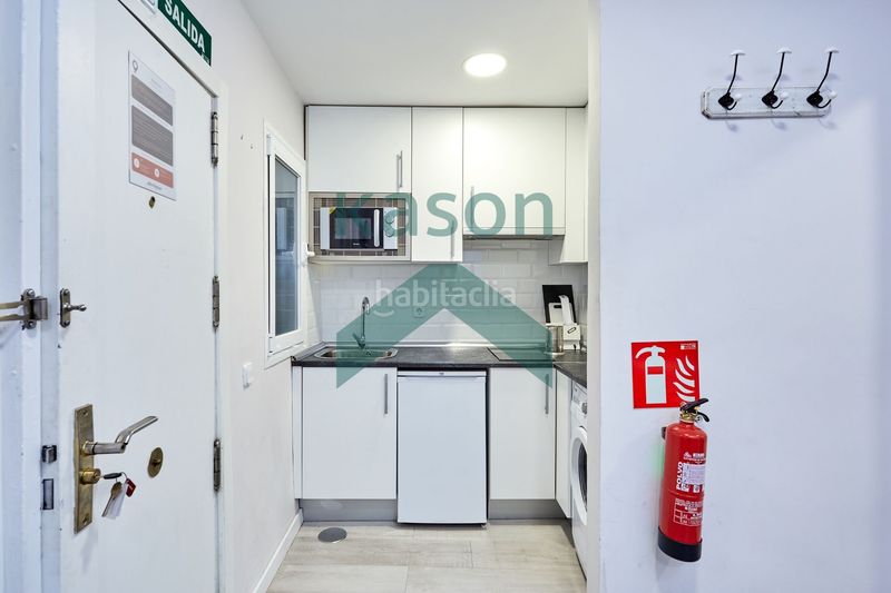 Foto dc5e5488-b741-4301-ad0a-f96f02348625. Piso en Embajadores-Lavapiés Madrid