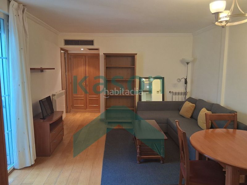 Foto 22a76b16-6eaf-42bd-bb75-f4253ef7e942. Rent flat with heating in Sol Madrid
