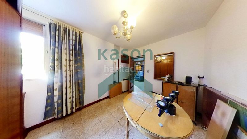 Foto 0c7d5c23-87fe-4151-af33-ddc759a6acb9. Flat with heating in Almendrales Madrid