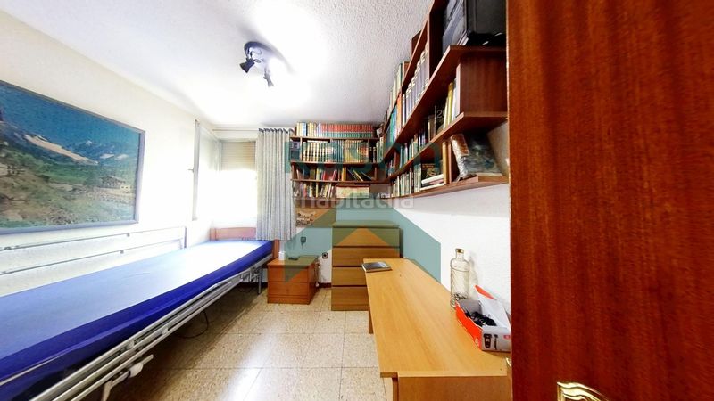 Foto 3d7c228a-4edd-4634-9ae1-209beefc68c1. Flat with heating in Almendrales Madrid
