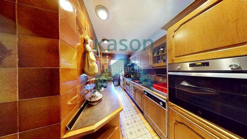 Foto a3028b11-94ce-479d-8c09-1e6b1a16ad5f. Piso en Comillas Madrid