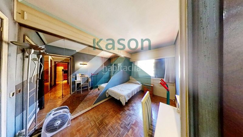 Foto efb184d2-06f5-42b5-aa97-4b26d7fc1bf6. Piso en Comillas Madrid