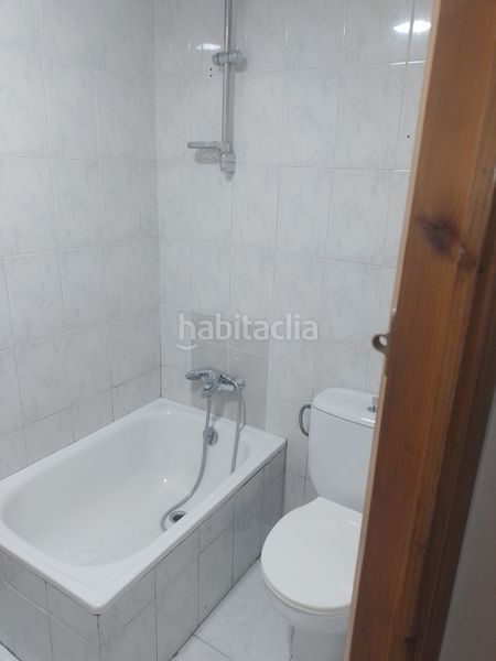 Foto eff62241-6c31-44b0-aa3b-1d5469b3772b. Affitto locale commerciale in Ponts