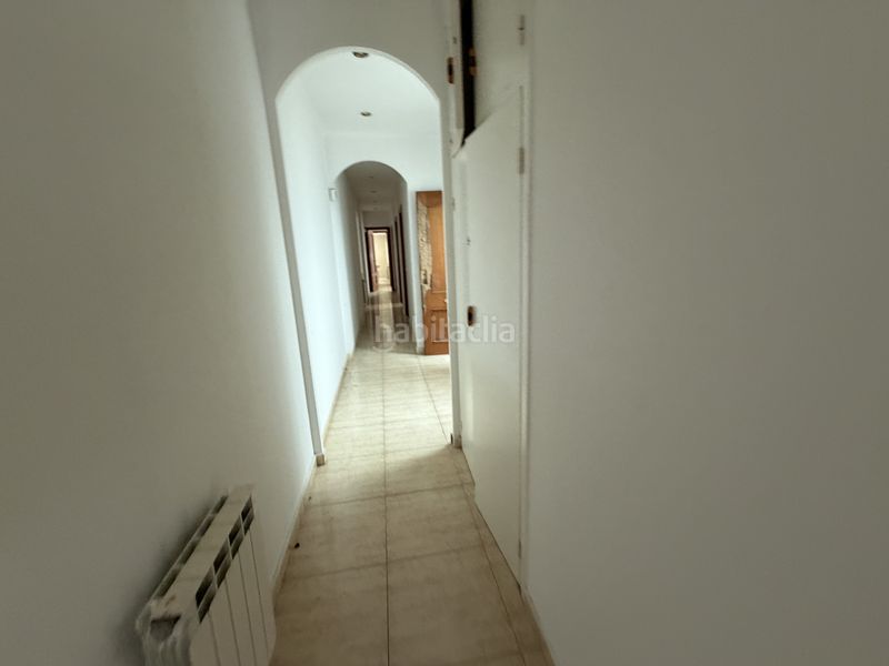 Foto beb6921c-2467-484f-8b14-dab9fcceb442. Edificio in Tàrrega