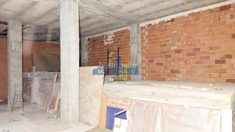 Foto 030e4250-007c-41ef-8ccf-7d6589eafe96. Rent business premise in Piscinas Burriana