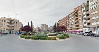 Aparcament cotxe  Carrer serves de jesús. Parking cubierto en zona piscinas