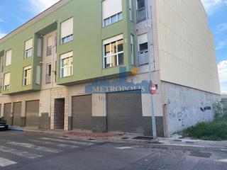 Local Comercial  Carrer manuel vazquez montalban. Locales en vilareal