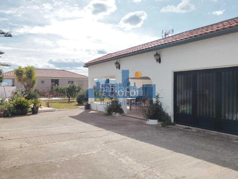 Foto b96e8a31-e9b4-4dea-bfe8-bdefbcd67f57. Casa amb aparcament a Madrigal Villarreal / Vila - real