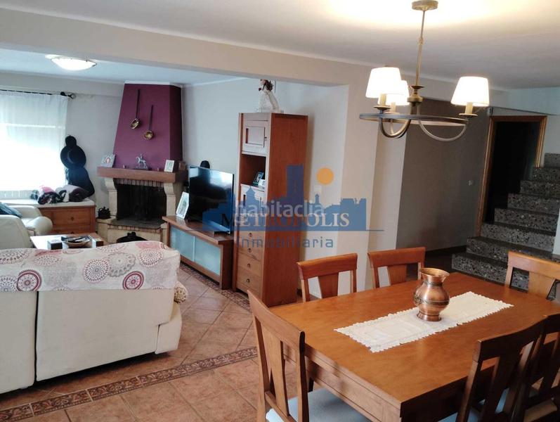 Foto c208a345-a895-42bb-8124-e1812de5597d. Casa amb aparcament a Madrigal Villarreal / Vila - real