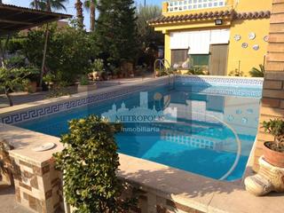 Maison  Senda de torre de onda. Chalet con piscina y vistas al mar en una parcela de 489 m2