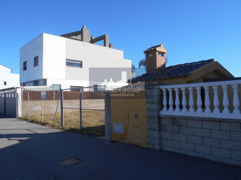 Foto 40a541c1-c9a3-44ec-9ec7-777e16c2350f. Terreny residencial a Playa Burriana