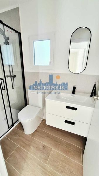 Foto cce87de3-4908-4ce8-a00a-7287c4f47355. Pis a Centro Burriana