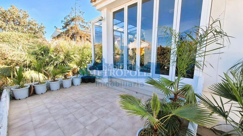 Foto 353ef7bd-76be-4328-8e0d-9dd0301955c9. Casa a Playa Burriana
