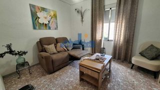 Planta baixa  Mare de déu de les neus. Bajo reformado con patio, barbacoa y terraza propia