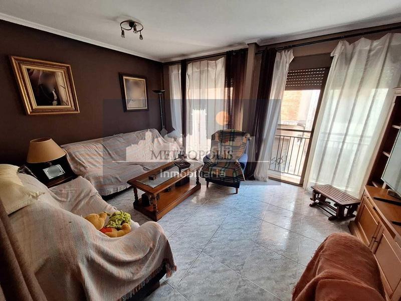 Foto 2c51a0ea-51ff-41b8-b43f-5c18d993e50e. Casa amb aparcament a Camino de Onda-Salesianos Burriana