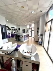 Local Comercial a Sueca - cl  dels marenys  esq c/ vista alegre 36. Oportunidad local con negocio en funcionamiento