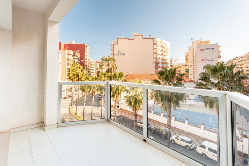 Foto d5792134-097d-4679-8996-97a44bfe8f00. Casa a schiera con riscaldamento parcheggio in Sant Antoni Cullera