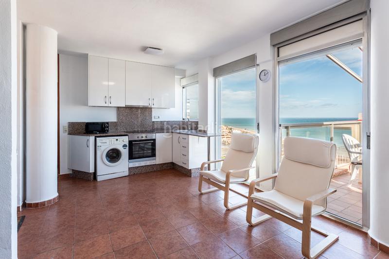 Foto 8ad8f26c-7e99-499a-9b3d-21d87c624e52. Location appartement dans carrer nevers 12 dans El Faro Cullera