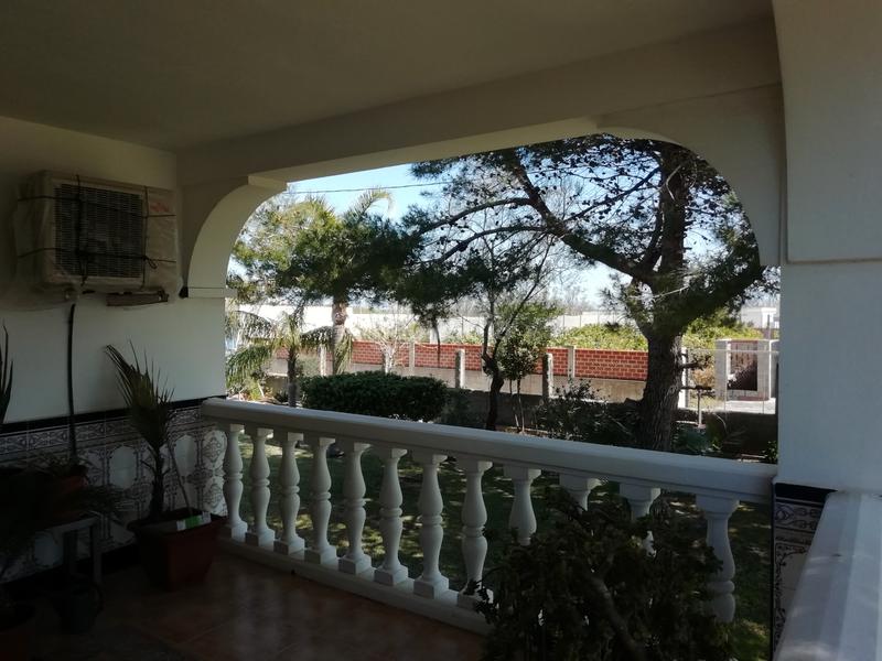 Foto bc3a05b6-6a53-4dc9-ab6f-3811319f0395. Chalet luminosa casa en el brosquil en El Marenyet Cullera