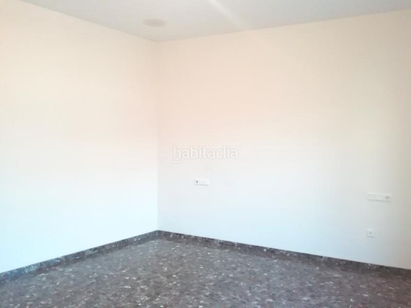 Foto 0abfe860-7bd9-4b12-9736-47c5da76cc09. Edificio in Font d´en Carròs (la)