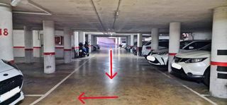 Parking voiture  Plaza louis braille