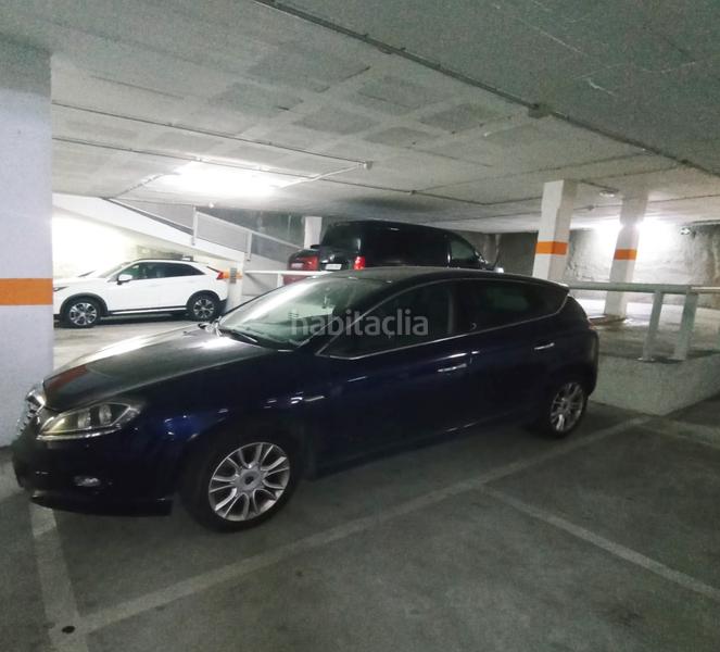Foto d5f2c89a-61f7-47d6-80be-42ec745a1ab4. Parking coche en Estruch-Eixample Prat de Llobregat (El)