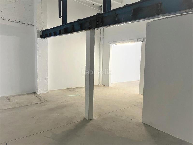 Foto f4d9b35e-8737-4406-804d-1f8968b7f57a. Locale commerciale in Estruch-Eixample Prat de Llobregat (El)