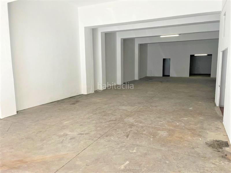 Foto f93451a4-6b42-4e75-8ea2-a356bcc4d2f4. Locale commerciale in Estruch-Eixample Prat de Llobregat (El)