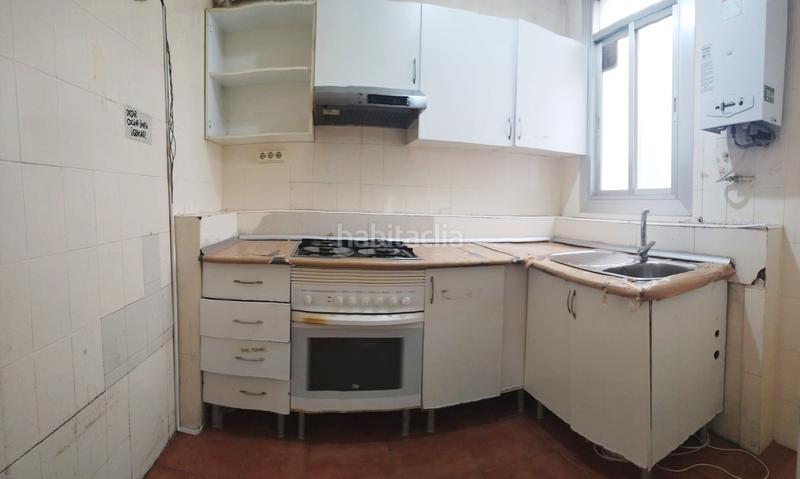 Foto 0f6b10d7-04e8-4d00-8ff6-01f52fd46878. Piso en Raval Barcelona