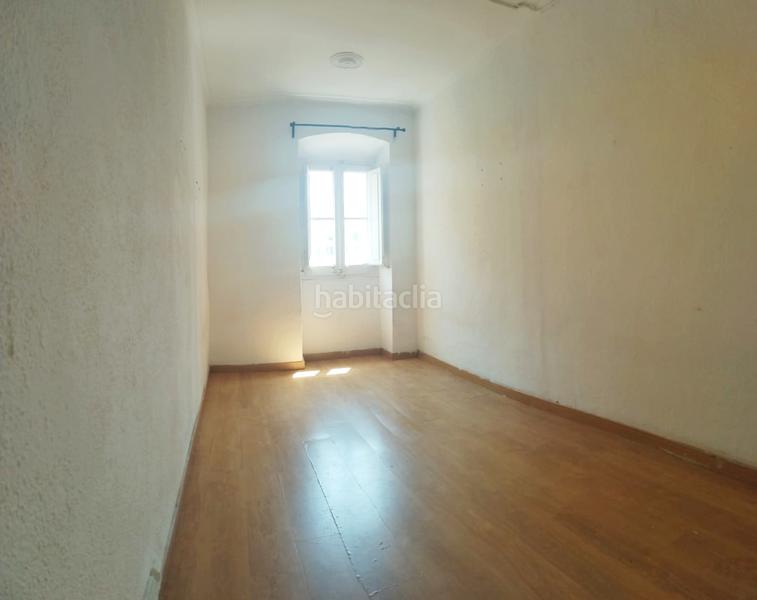 Foto 7a2be8c9-4e58-4409-b47b-176fa64a0a6c. Piso en Raval Barcelona