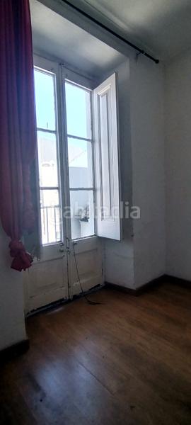 Foto 969de91b-7c7b-42fb-b01f-05b1d3867e7b. Piso en Raval Barcelona