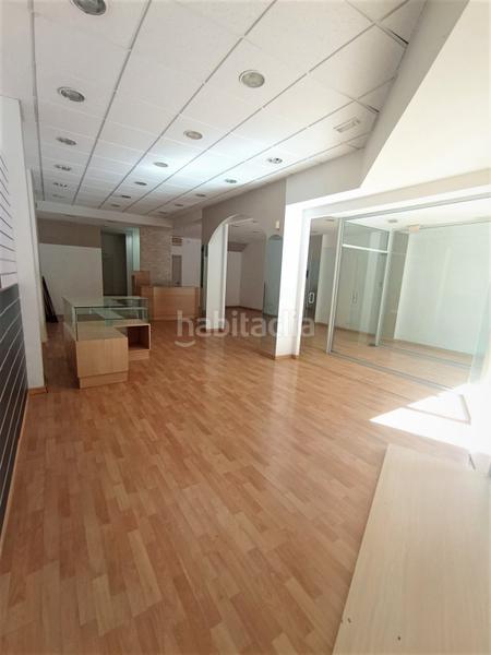 Foto 27b89631-0fb4-438d-aaa4-7a8f6adca2b6. Alquiler local comercial local en alquiler, plaza catalunya. en Prat de Llobregat (El)