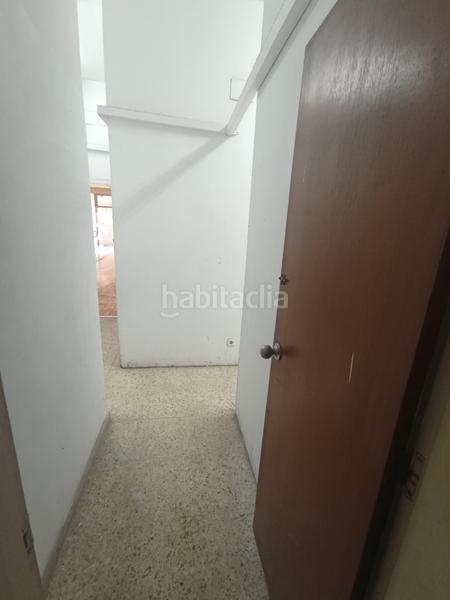 Foto 9034adb3-9953-4fa8-958c-27e4236f5fc3. Alquiler local comercial local en alquiler, plaza catalunya. en Prat de Llobregat (El)