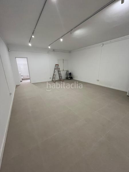 Foto d4f7d0a3-995f-44e6-80d5-72d4a58ae5cd. Alquiler local comercial local en alquiler, excelente zona. en Prat de Llobregat (El)