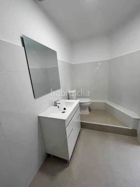 Foto 43b5b27a-19d1-4b4b-a123-063cf2204dd2. Lloguer local comercial a Centre Prat de Llobregat (El)