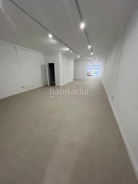 Foto 4743f0af-55d4-4cc0-9743-1f4273bfe22c. Lloguer local comercial a Centre Prat de Llobregat (El)