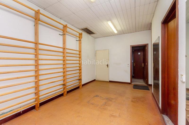 Foto 54816930-b525-451b-b7d3-fd285105c8f1. Casa amb aparcament a Centre Prat de Llobregat (El)