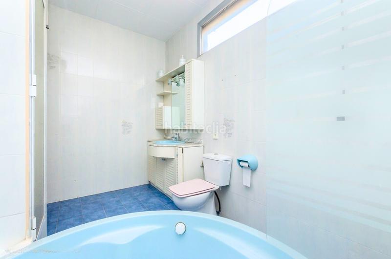 Foto 3c92dff0-b832-48af-8a5d-8712e8041100. House with parking in Centre Prat de Llobregat (El)