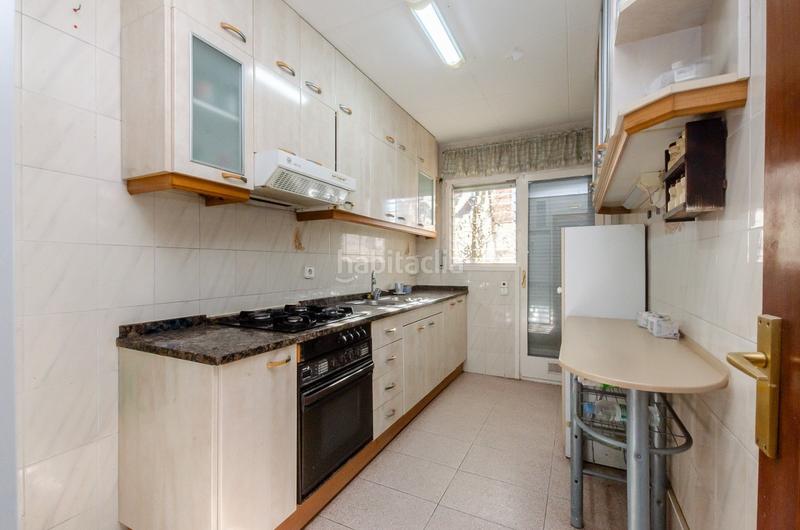 Foto 71a75426-1189-4919-bba6-689aac40b8f1. House with parking in Centre Prat de Llobregat (El)