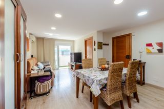 Pis a Sagnier-Plaça de Catalunya. Piso en venta con ascensor.