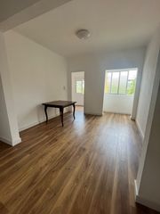 Flat in Centre. Piso en venta reformado.