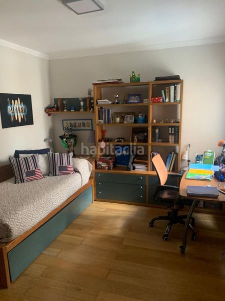 Foto fbf1c81c-332d-4cc5-96f8-11c9e8c728f4. Appartement dans calle real 90 dans Centro Ceuta