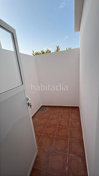 Foto 0b2af501-2818-432d-be5c-d3716cf3b5d5. Casa adossada a calle cardenal cisneros 16 a Mondejar-Junquillos Línea de la Concepción (La)
