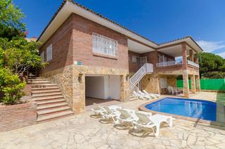 Casa a Canyelles. Tu oportunidad de inversión en canyelles, lloret de mar!