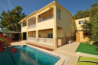 Haus in Roca Grossa. Magnfica villa con licencia turstica y vistas al mar en lloret