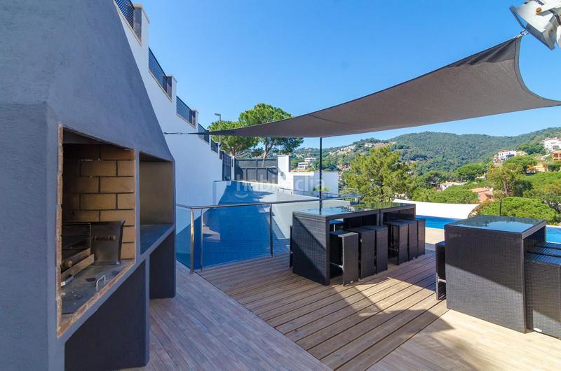 Foto 0af74415-c73f-4285-a5cc-1a218446301c. Casa oportunidad única! villa moderna en Canyelles, con licencia turística en Lloret de Mar