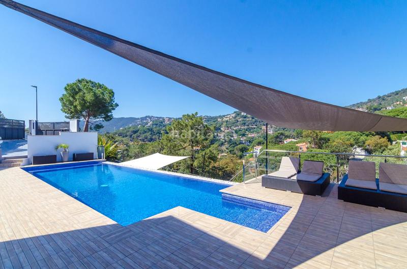 Foto cb162108-95c7-442c-a0c3-82deac12c8f7. Casa oportunidad única! villa moderna en Canyelles, con licencia turística en Lloret de Mar