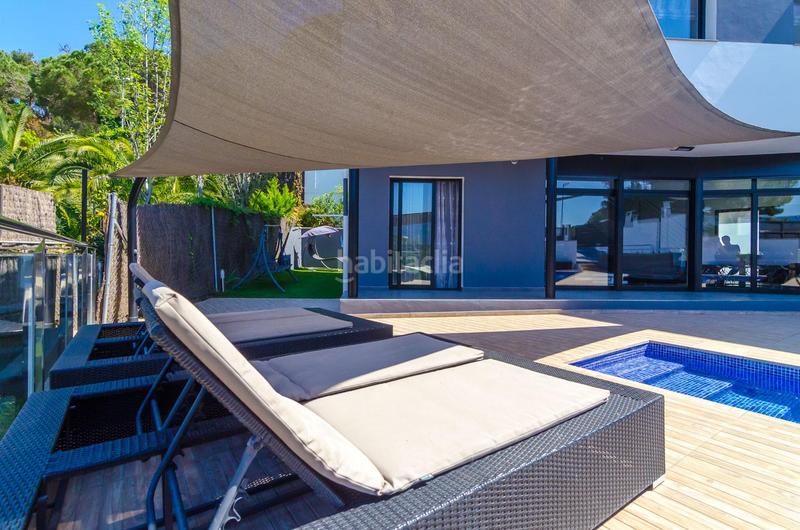 Foto f1c46c51-7134-47b3-b3a6-e5369f595cd5. Casa oportunidad única! villa moderna en Canyelles, con licencia turística en Lloret de Mar