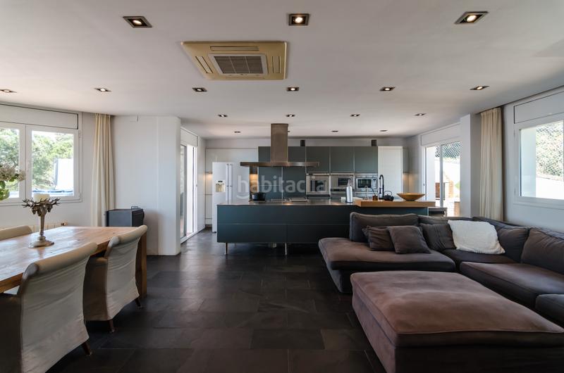 Foto e5cc61c7-85bd-48fb-bd96-59576b6e8b7f. Casa con riscaldamento parcheggio piscina in Roca Grossa Lloret de Mar